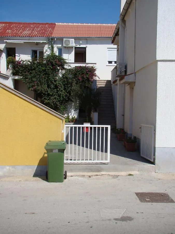 Apartments With A Parking Space Povljana, Pag - 15532